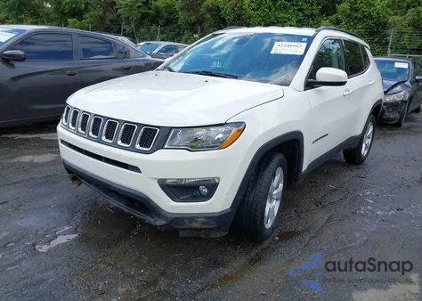 2018 Jeep Compass Latitude 4X4 из США, поврежденный, VIN 3C4NJDBBXJT320472